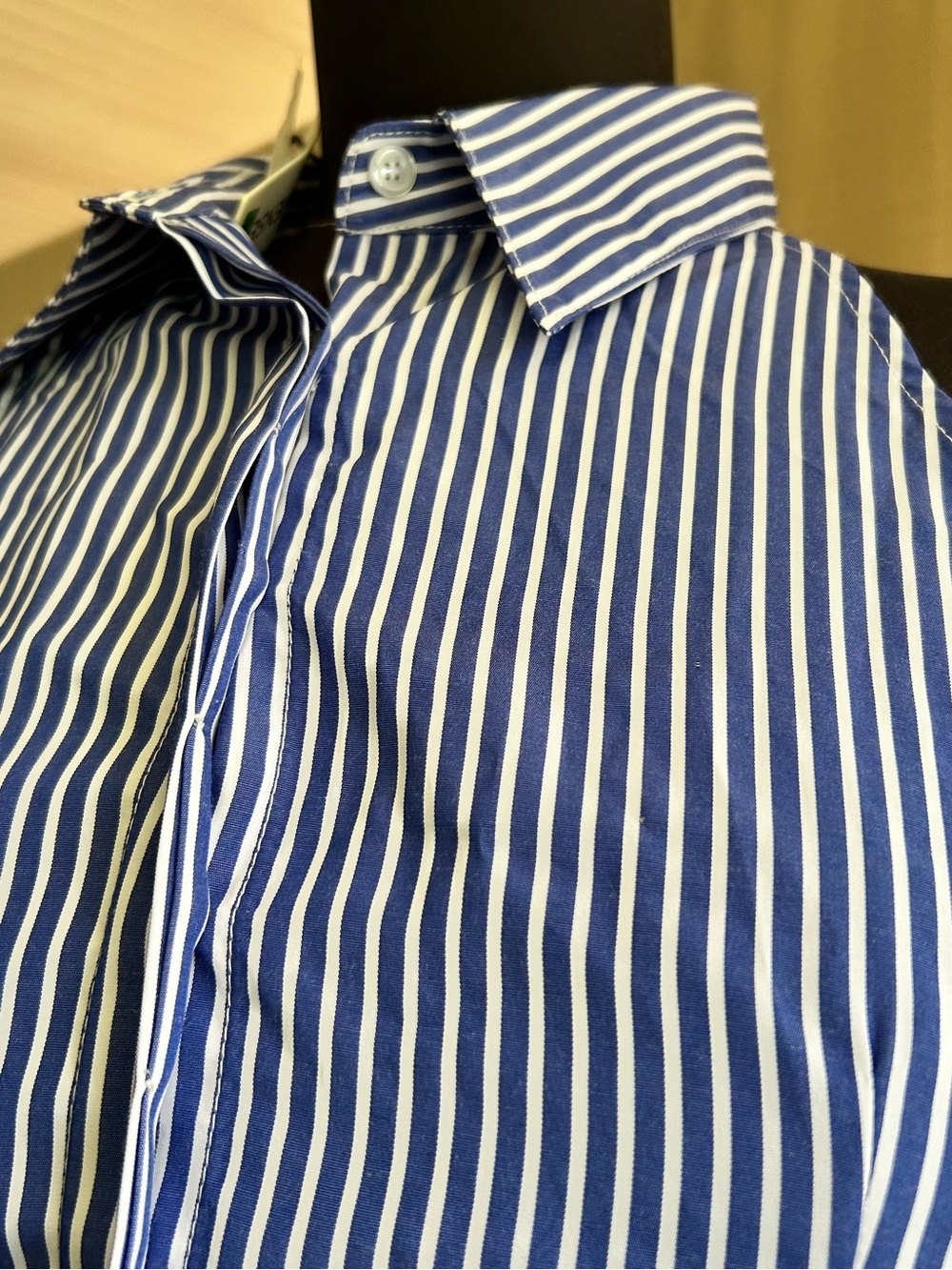 Striped Tie-Waist Crop Top blue and white - Picture 6 of 9